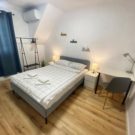 Emma'S Sweet Apartment - Close To Varna Centre Екстериор снимка